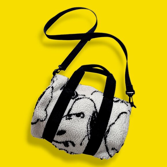 Lazy Oaf Handbags - Lazy Oaf rare Snoopy Peanuts Fleece duffel bag